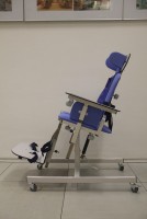 Учебное место учащегося с нарушением ОДА (р. гр. 0,90-1,15 м, столешница из фанеры) - fgospostavki.ru - Ярославль