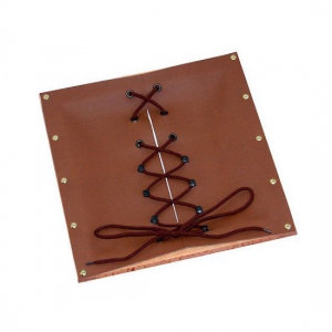 Рамка со шнуровкой и крючками на коже - fgospostavki.ru - Ярославль